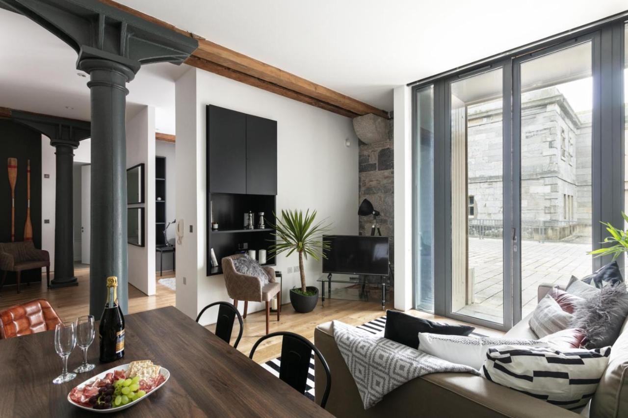 Two-Bedroom Apartment At Royal William Yard, Plymouth Eksteriør bilde