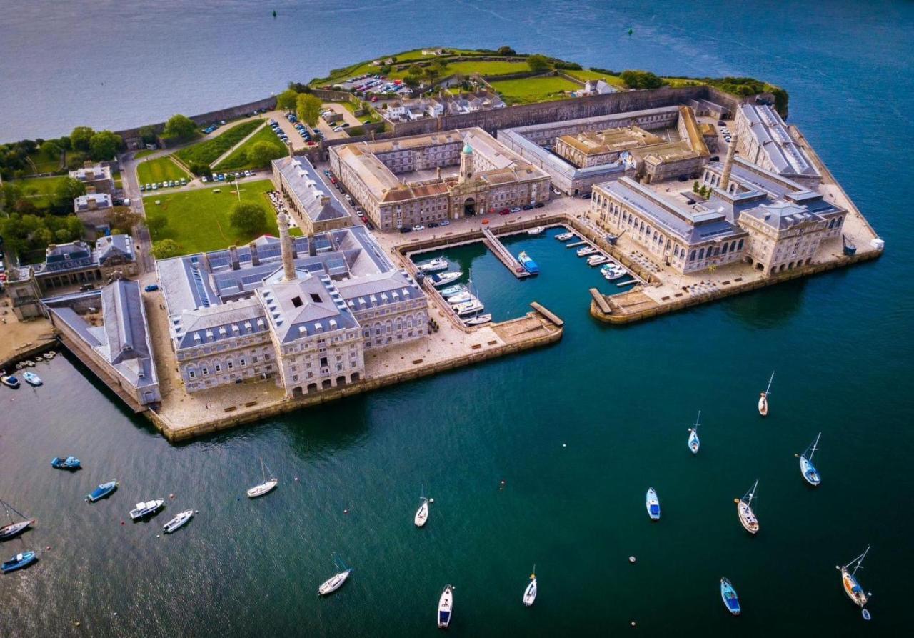 Two-Bedroom Apartment At Royal William Yard, Plymouth Eksteriør bilde